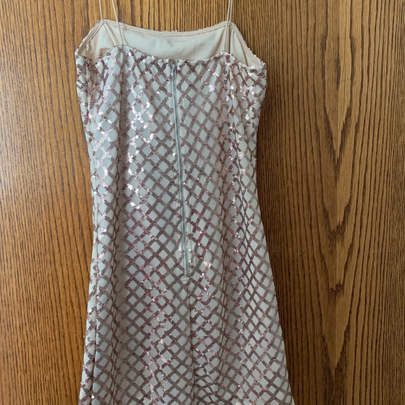 Pretty little thing sequin dress - Picture 4 of 6